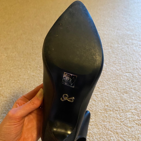 Antonia Saint New York Classic Heels - Picture 5 of 7